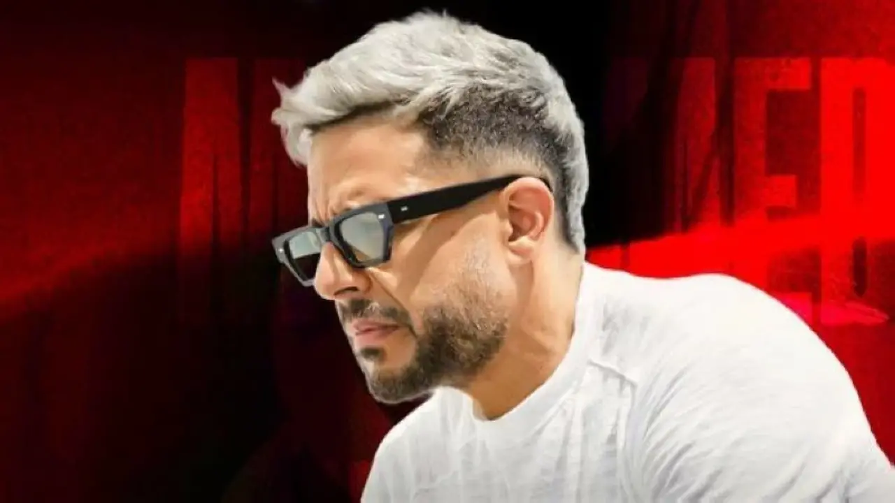 حفل موسم الرياض.. محمد حماقي يواجه جمهوره السعودي بعد جدل غيابه الأخير